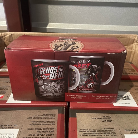 Snap On Tools 2 pk Ceramic Collector Edition Mugs - Picture 3 of 8